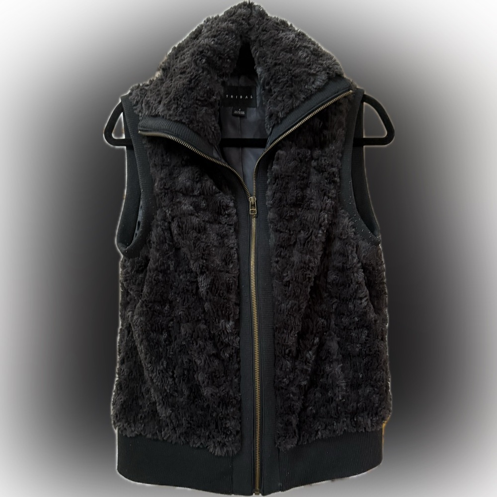 Tribal, Black faux fur vest, zipper in front ribbed at bottom and sleeves size 8